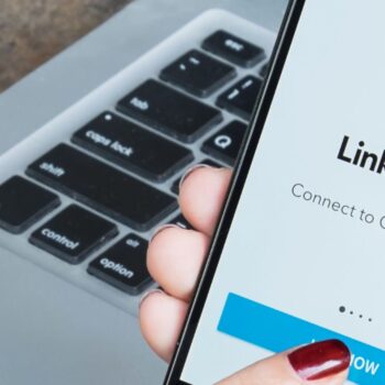 Praktische tips voor een catchy LinkedIn-profielvideo