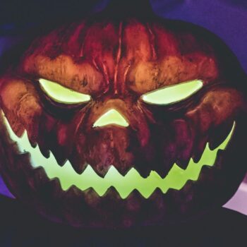 Happy Halloween! Griezel mee met deze Halloween-campagnes en -inhakers 🎃